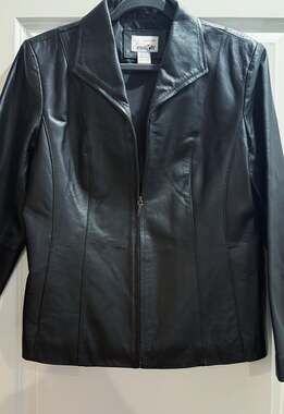 Vintage East 5th Leather Jacket Women's Black Size Medium Petite Classic Biker